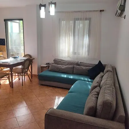 Sea Side Apartment